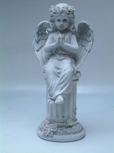 2132 - Small Praying Angel on Pedestal